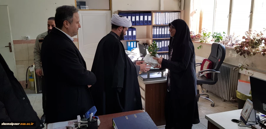 تجلیل از بانوان دانشکده فنی و حرفه ای شمسی پور به مناسبت میلاد با سعادت حضرت زهرا (س) و گرامیداشت روز زن 2