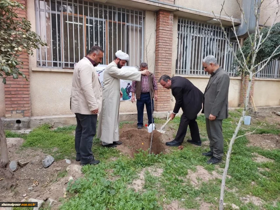 کاشت نهال در دانشکده شمسی پور به منظور پاسداشت روز درختکاری و هفته منابع طبیعی 7