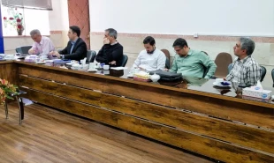برگزاری جلسه کمیته سیاست گذاری خرید تجهیزات  جاری کارگاهی و راه اندازی آزمایشگاه مرکزی دانشکده شهید شمسی پور 3