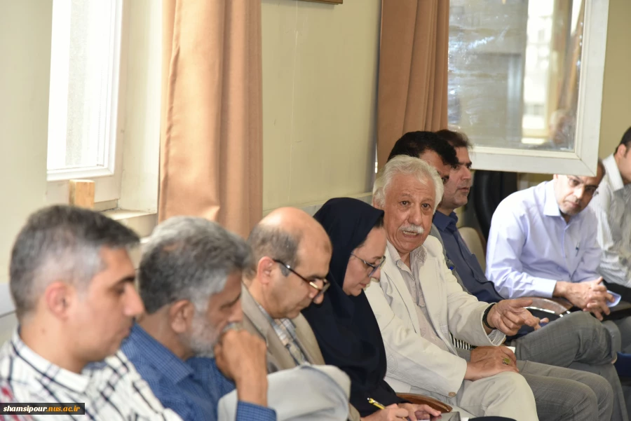 تجلیل از استادان برجسته دانشکده های پسران شهید شمسی‌پور و دختران ولیعصر(عج) به مناسبت هفته معلم 9