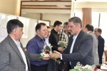 تجلیل از استادان برجسته دانشکده های پسران شهید شمسی‌پور و دختران ولیعصر(عج) به مناسبت هفته معلم 12