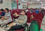 سمینار «راهنمای توسعه فردی و حرفه‌ای» با حضور دانشجویان در دانشکده شهید شمسی‌پور برگزار شد. 5