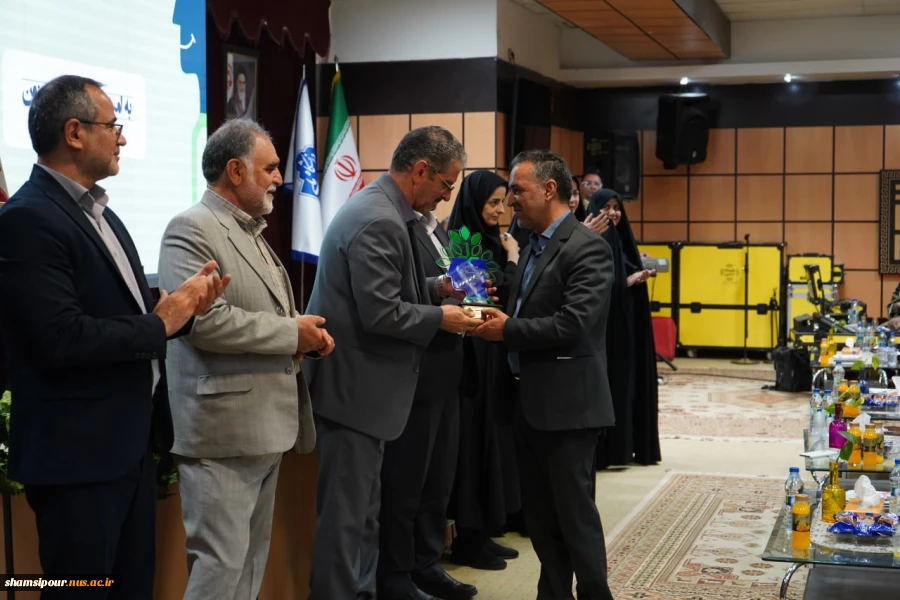 رئیس دانشگاه ملی مهارت در آیین اختتامیه سومین جشنواره نشاط دانشگاه ملی مهارت:
جشنواره نشاط زمینه‌ساز انگیزه، خلاقیت، تقویت کار تیمی و اعتماد به نفس است 11
