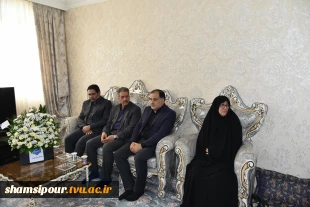 دیدار سخنگوی دولت و رئیس دانشگاه ملی مهارت با خانواده شهید زهرا چوبینی 5