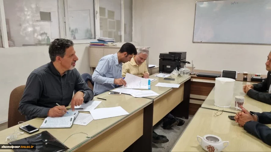 مصاحبه علمی و آزمون عملی (PE) متقاضیان جذب اعضای هیئت علمی فراخوان ۱۴۰۳ رشته مهندسی برق  به میزبانی دانشکده شهید شمسی پور 5