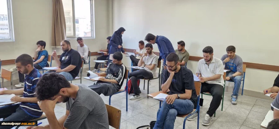 بازدید سرپرست دانشکده شهید شمسی پوراز روند برگزاری آزمون های پایان ترم نیمسال دوم سال تحصیلی 1404 7