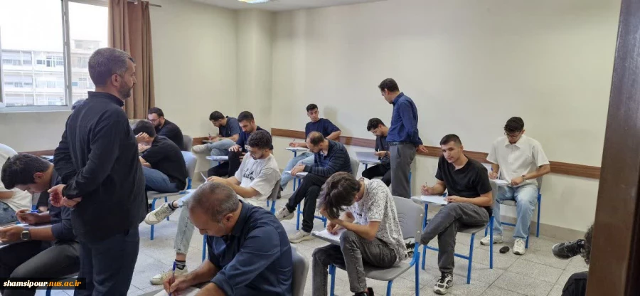 بازدید سرپرست دانشکده شهید شمسی پوراز روند برگزاری آزمون های پایان ترم نیمسال دوم سال تحصیلی 1404 11