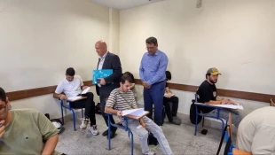 بازدید مسئولان نظارت و ارزیابی و تضمین کیفیت دانشگاه ملی مهارت از روند برگزاری امتحانی پایان ترم تحصیلی ۰۳۲ دانشکده شهید شمسی پور 15
