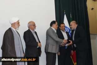 مدیرکل حوزه ریاست، روابط عمومی و هماهنگی امور مجلس و استان‌ها در آیین معارفه سرپرست آموزشکده پسران سمنان ـ واحد استانی سمنان:
امروز توسعه دانشگاه ملی مهارت به نگاه فراسازمانی و توجه ویژه دستگاه‌های حاکمیتی نیاز دارد. 2